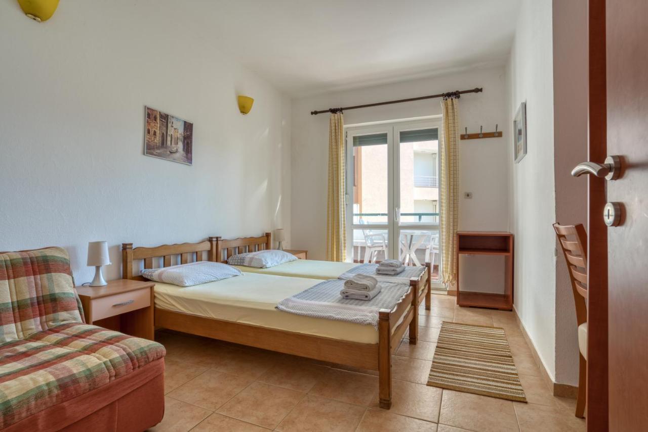 Apartmani Olga Petrovac Екстериор снимка