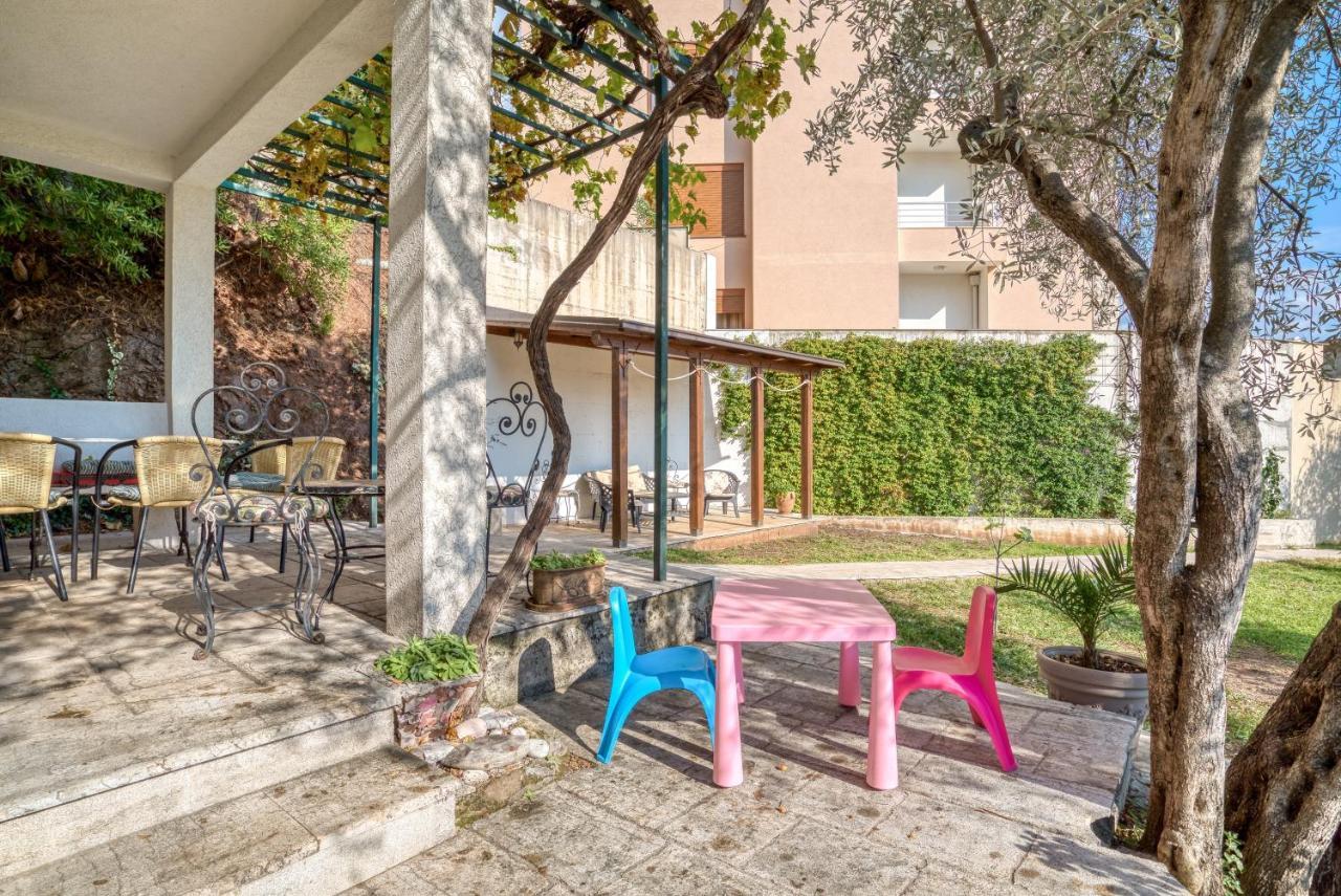 Apartmani Olga Petrovac Екстериор снимка