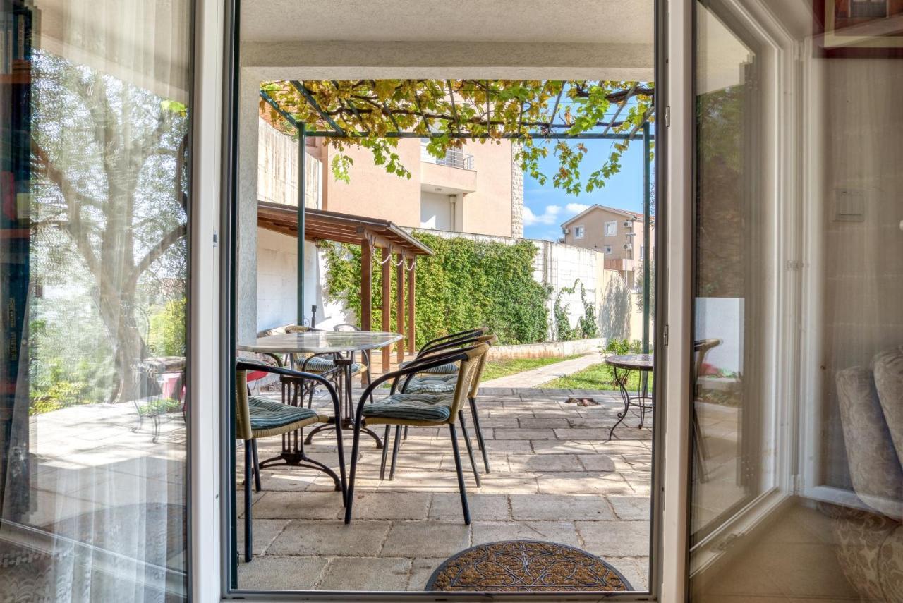 Apartmani Olga Petrovac Екстериор снимка